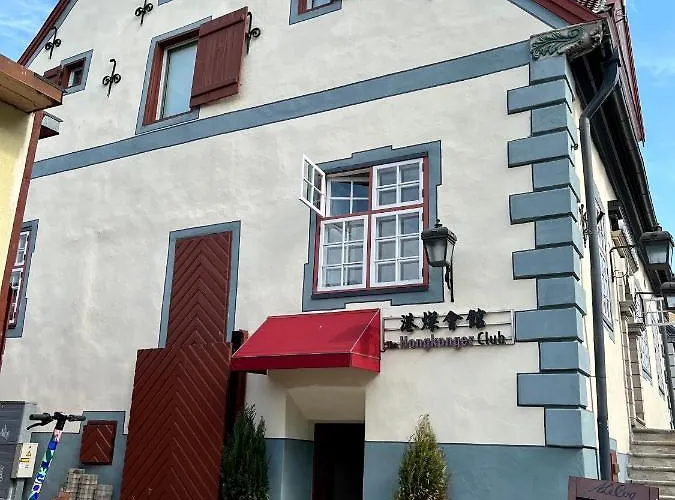 Old Town Apartment